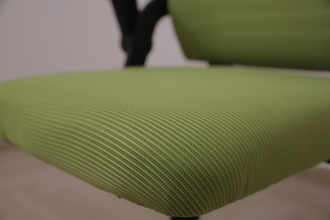 QUANTUM ergonomična kancelarijska stolica [618]
